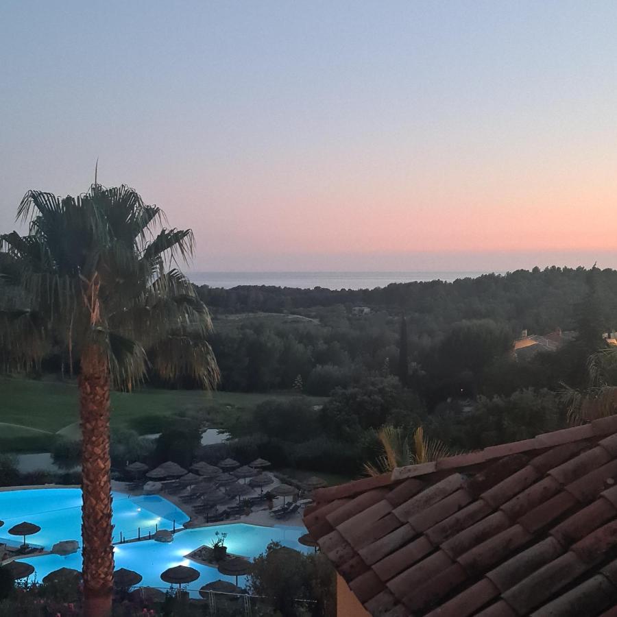 Hameau Des Amandiers Vue Mer - Piscine, Golf Et Tennis Prive Saint-Cyr-sur-Mer Exterior photo